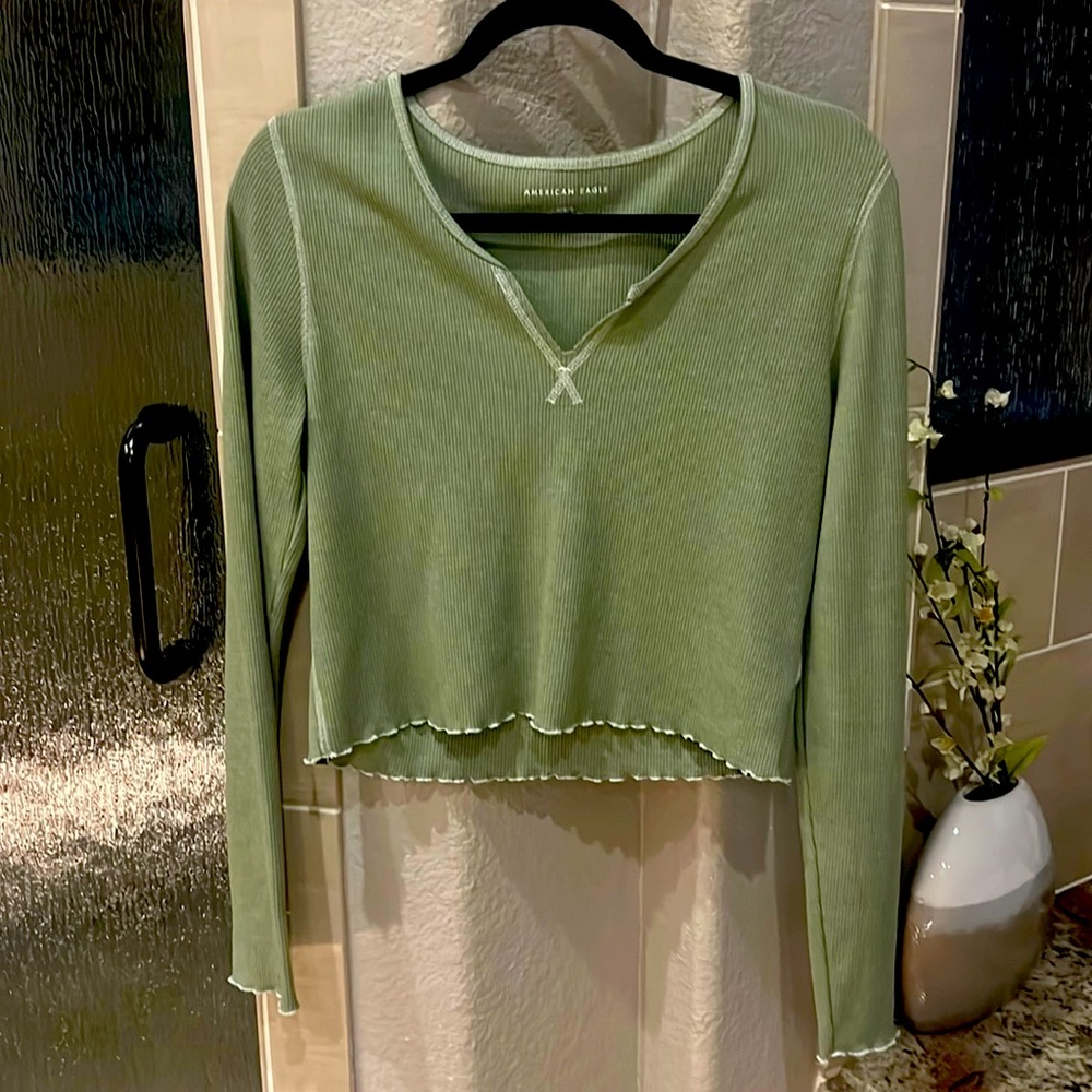 American Eagle Long Sleeve Shirt. Size L
